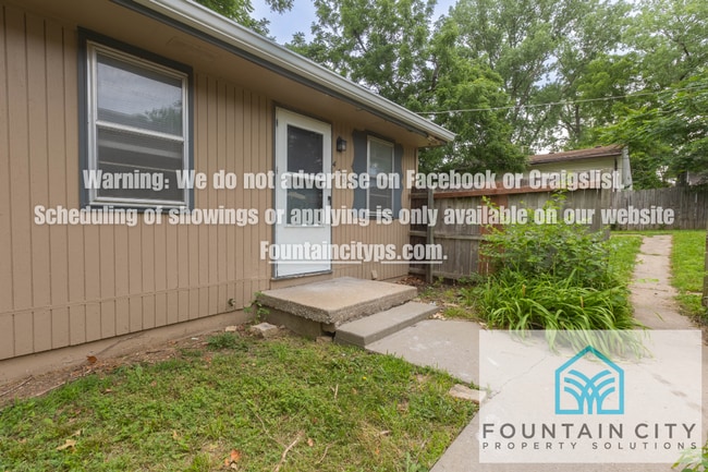 4431-4437 Northeast Winn Road - 4431-4437 Northeast Winn Road Apartment Unit 4437 NE Winn Road