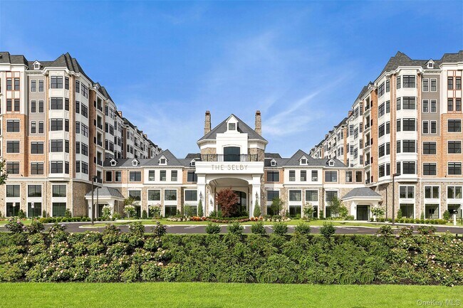 Photo - 695 Merrick Ave Unidad 243