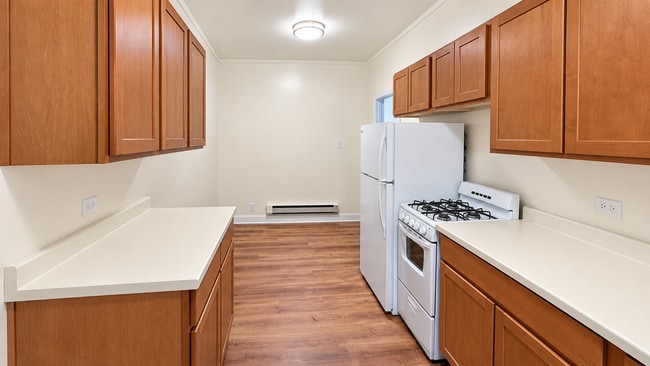 Photo - 2512 N Lincoln Ave Unit 2