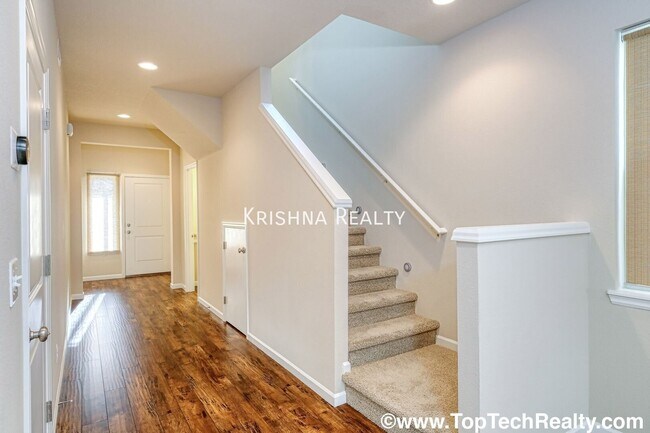 Photo - 16871 NW Anita St