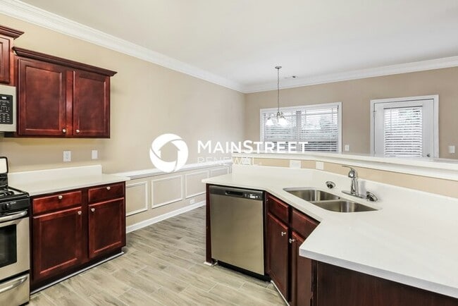 4 Bedroom Pet-Friendly Home in Atlanta, GA with Main Street Renewal