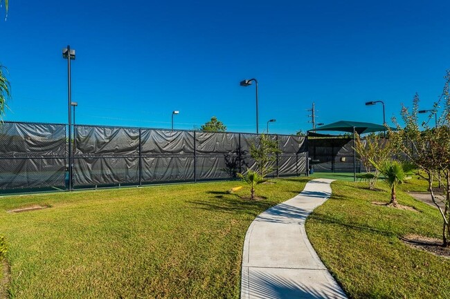 Building Photo - 1902 Sparrows Ridge