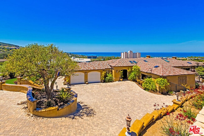 2624 Costebelle Dr