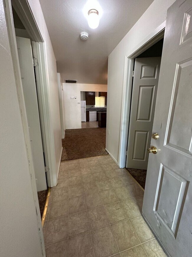 Photo - 717/719 W 3rd St Unidad 719