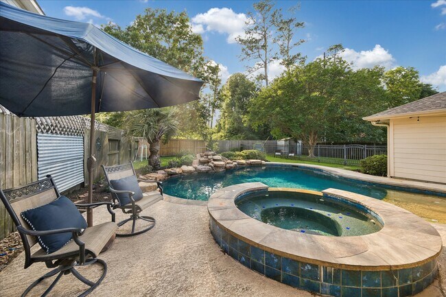 Photo - 16131 Castlegrove Ct