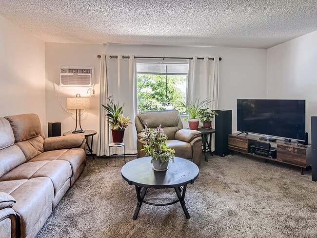 Spacious Living Room - Country Green Apartments