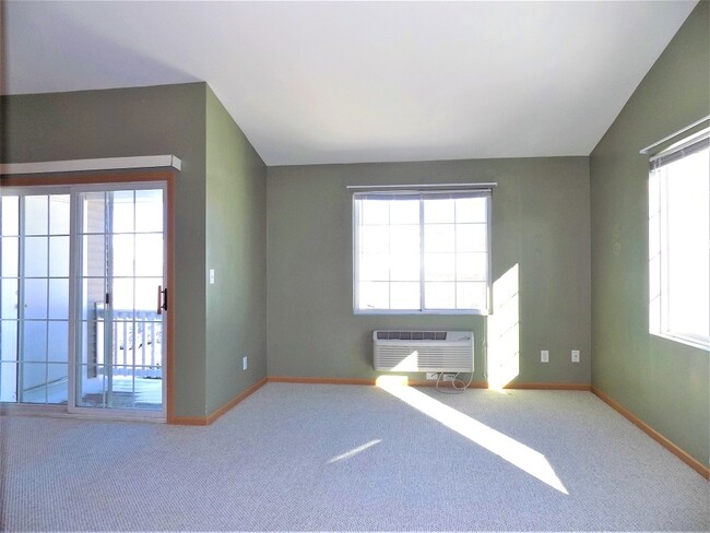 Photo - 146 Bertram Dr Unidad P