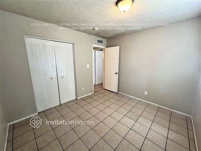 Photo - 5942 W Whitton Ave