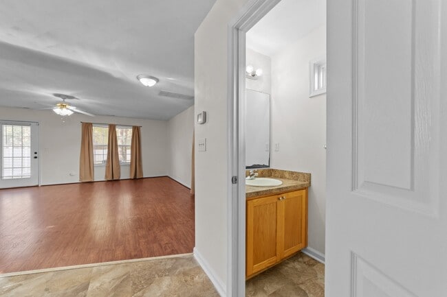 Photo - 1326 Deep Creek Blvd