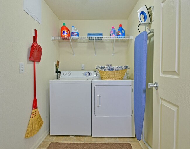 Towne Lakes Apartments Grand Chute, WI