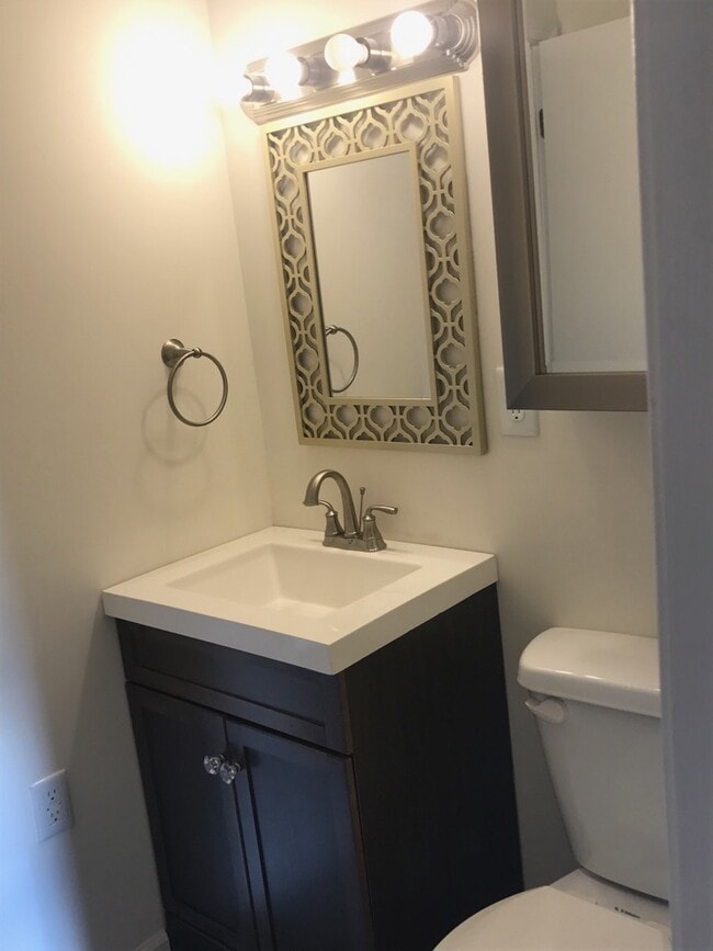 Photo - 86 Stewart Town Rd