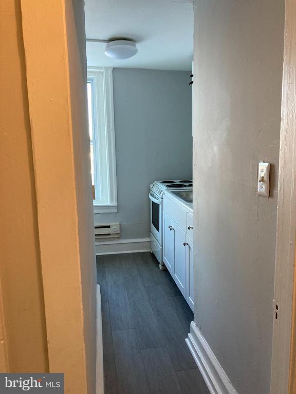 Building Photo - 131 E Roosevelt Blvd