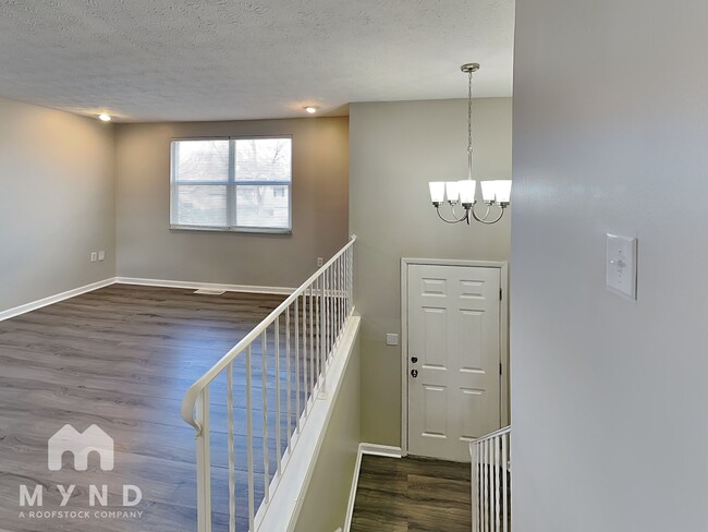 Photo - 849 Upwoods Dr