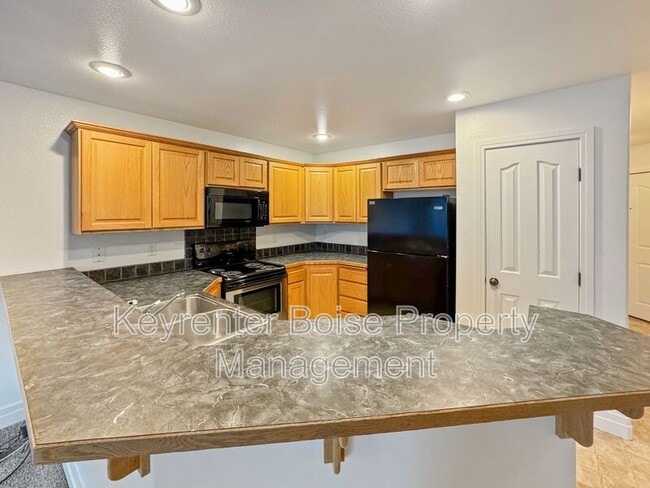 Photo - 2150 S Dorothy Ave