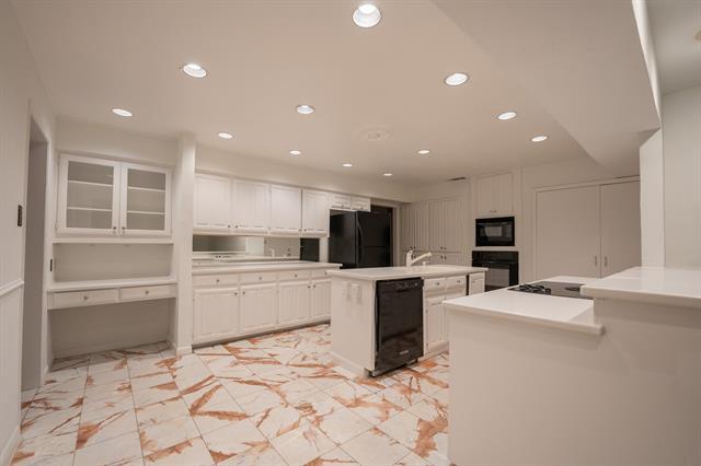 Photo - 2004 Carmel Dr