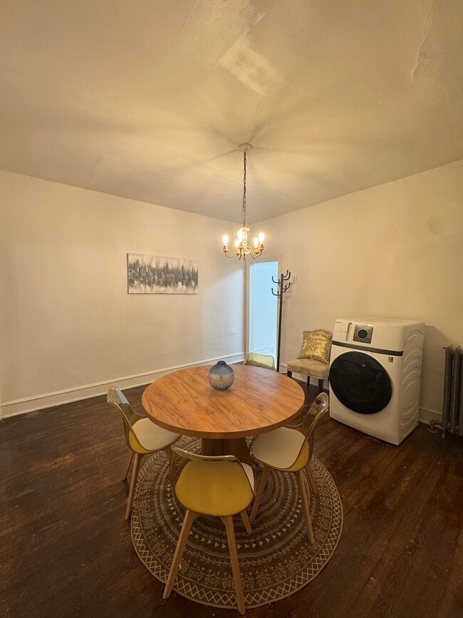 Photo - 5409 Walnut St