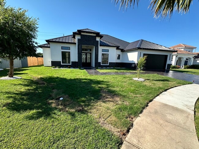 Photo - 124 Sea Grape Ln