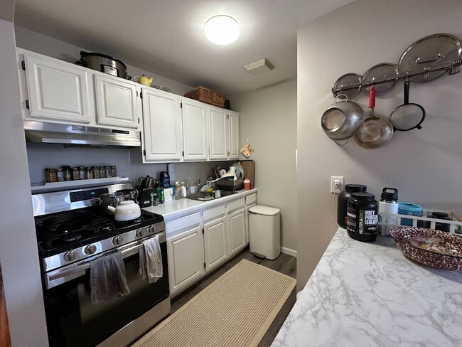 Photo - 191A Richards St