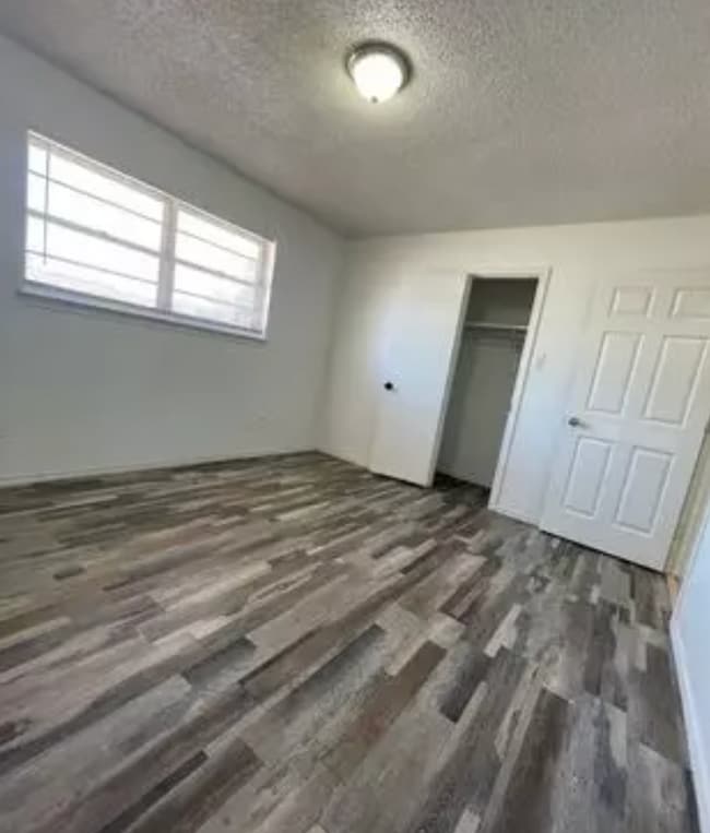 Photo - Centrally located 2BR/1BA | Updated | Wate... Unit 5708 -  D