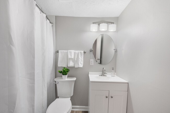 Photo - 8Ninety at Loveland