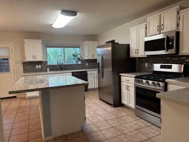Photo - 5229 Brewster Dr