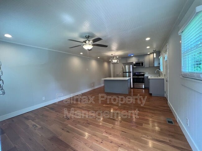 Photo - 1210 Gearwood Ave Unit A