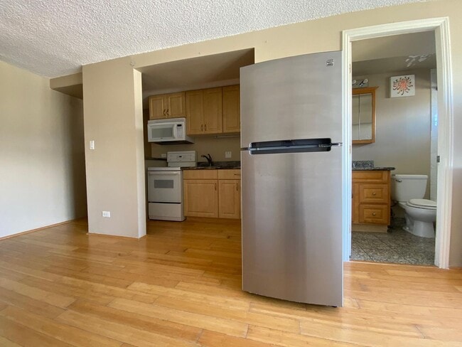 Photo - Furnished Studio at Regency Tower * Parking * AC Unit 4004