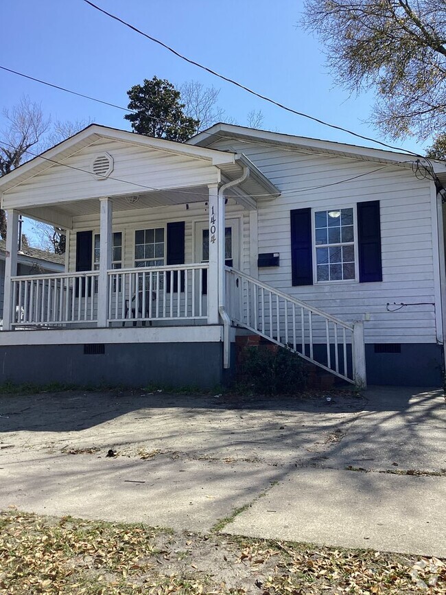 Building Photo - DOWNTOWN WILMINGTON - 3BD/2BA - Blocks fro... Rental