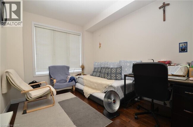 Photo - 1169 Garner Rd E