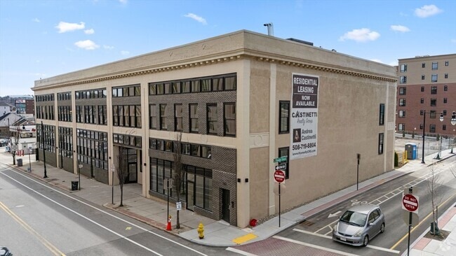 Building Photo - 153 Green St Unit 321 Rental