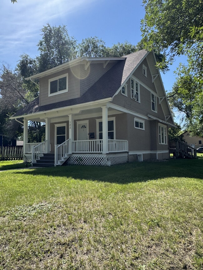 Photo - 123 7th St NW