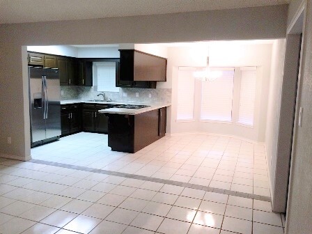 Photo - 113 E Blancas Dr