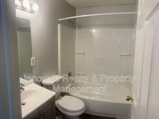 Photo - 29 Logan Ave