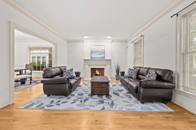 Photo - 325 Raleigh Ave