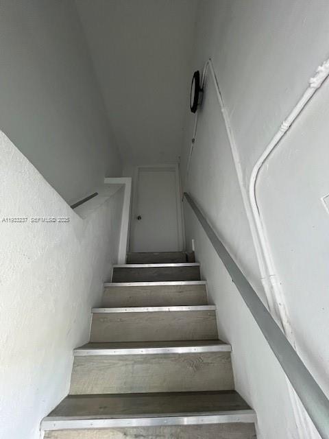 Photo - 1007 S 21st Ave Unit 1