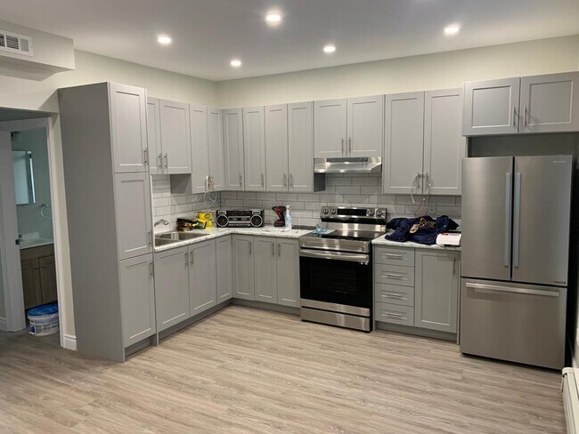 Photo - 293 Main St N Unit #2