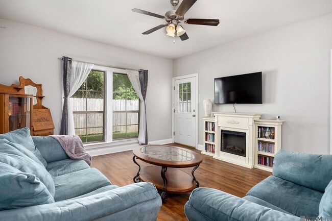Photo - 10664 Florida Blvd Unit 9C