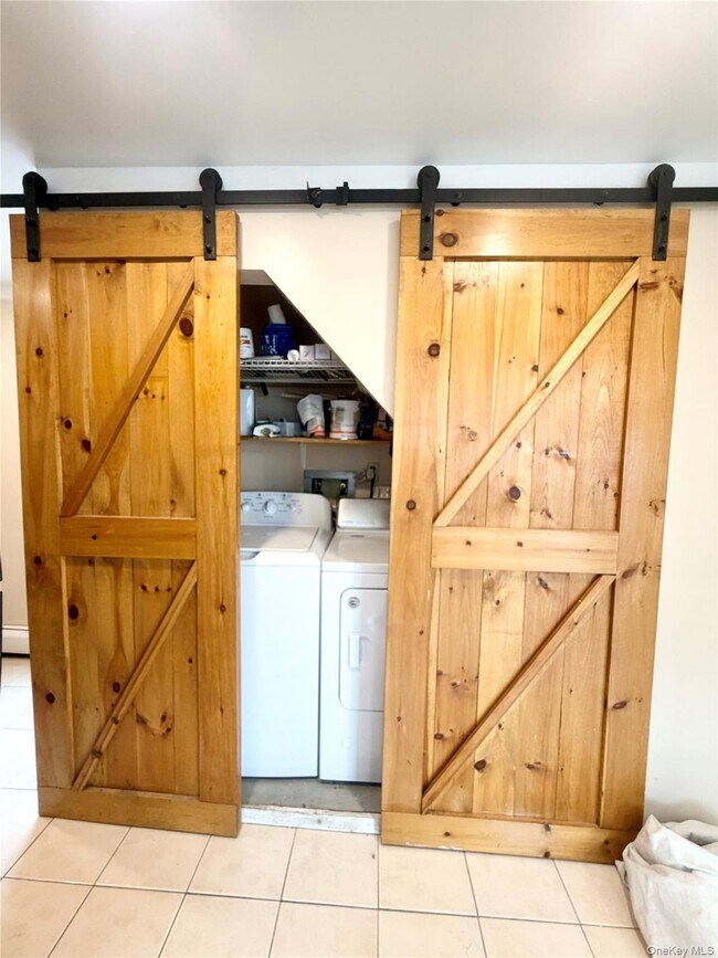 Photo - 99 Delaware Ave Unidad Upper