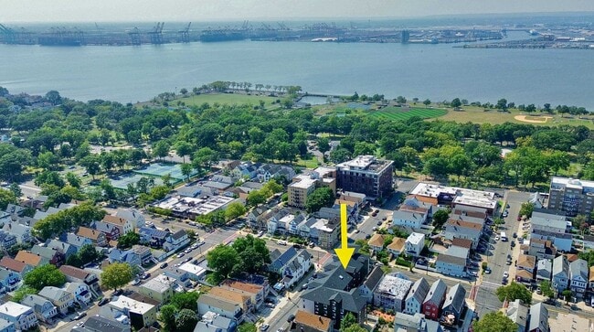 Photo - 140 Avenue B Unit 206