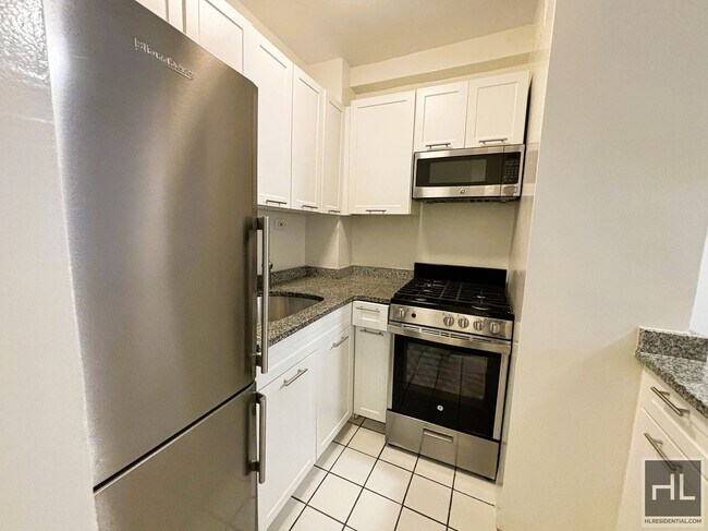 Photo - East 79th Street Unit 2O