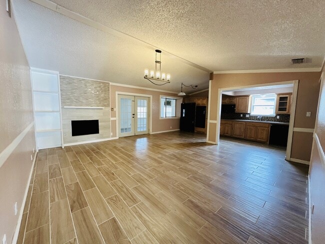 503 Parkwood Dr