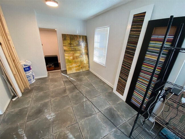 Photo - 2056 NE 9th Ave