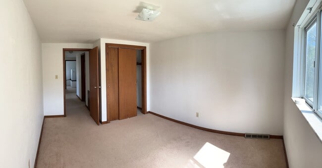 Photo - 235 Manhattan Ave Unit Apt #2