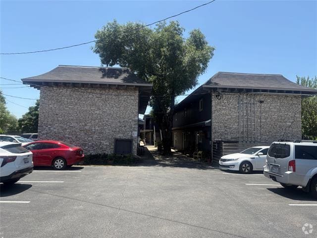 Building Photo - 2301 Ohlen Rd Rental