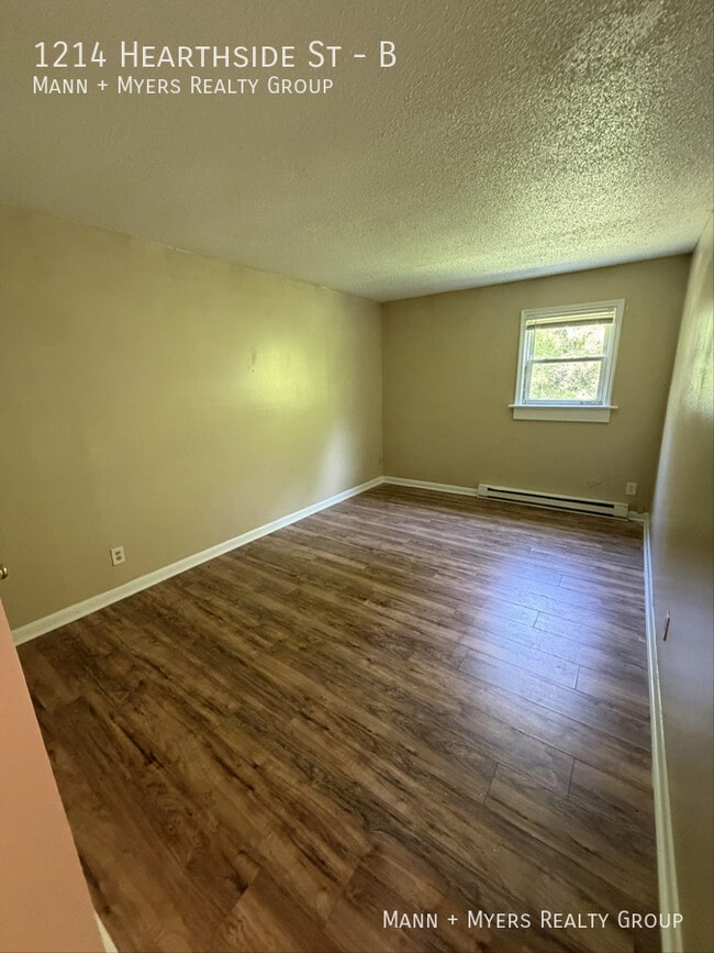 Photo - 1214 Hearthside St Unit B