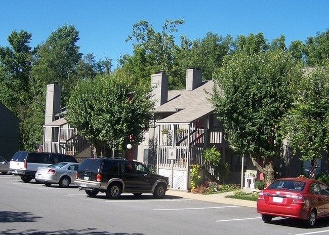 Building - Deer Run Apartments
