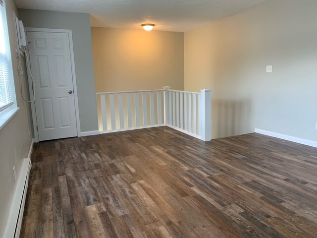 Photo - 218 Bridge St