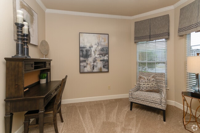 2BR, 2BA