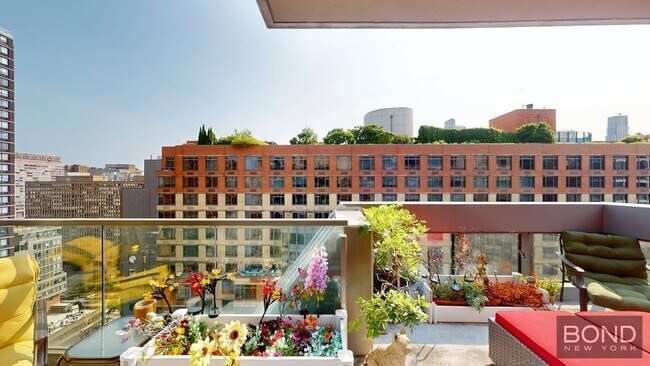 Building Photo - 237 E 34th St Rental