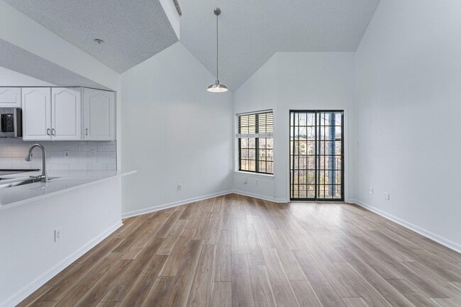 Photo - 6008 Mersey Oaks Way Unidad 3F